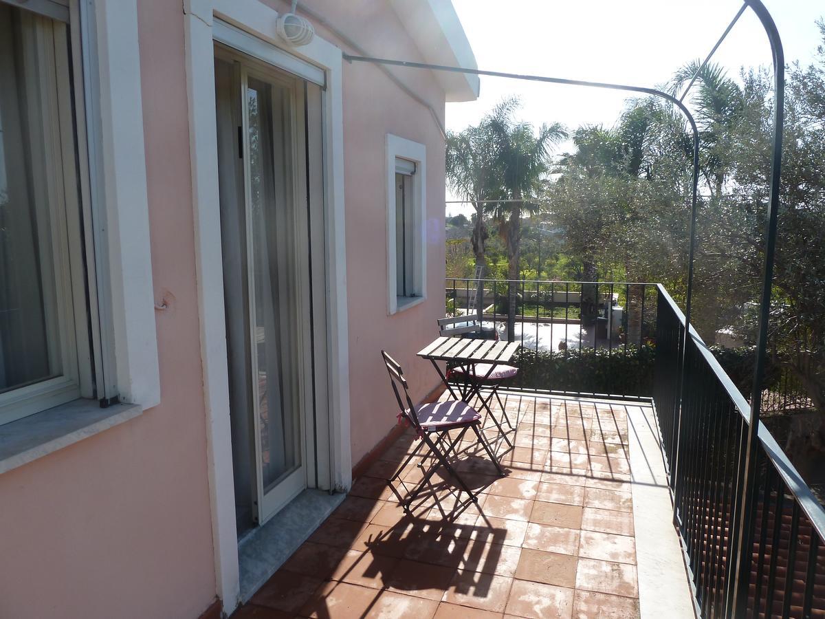 B&B Villa Palici Giardini-Naxos Buitenkant foto